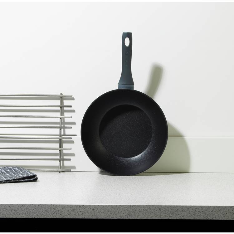 Salter Megastone Excellence aluminium wok, imported from the UK