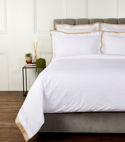 Harrods Super King Flat Sheet in Egyptian Cotton with Contrasting Trims (270cm x 300cm)- Buy online at McGrocer