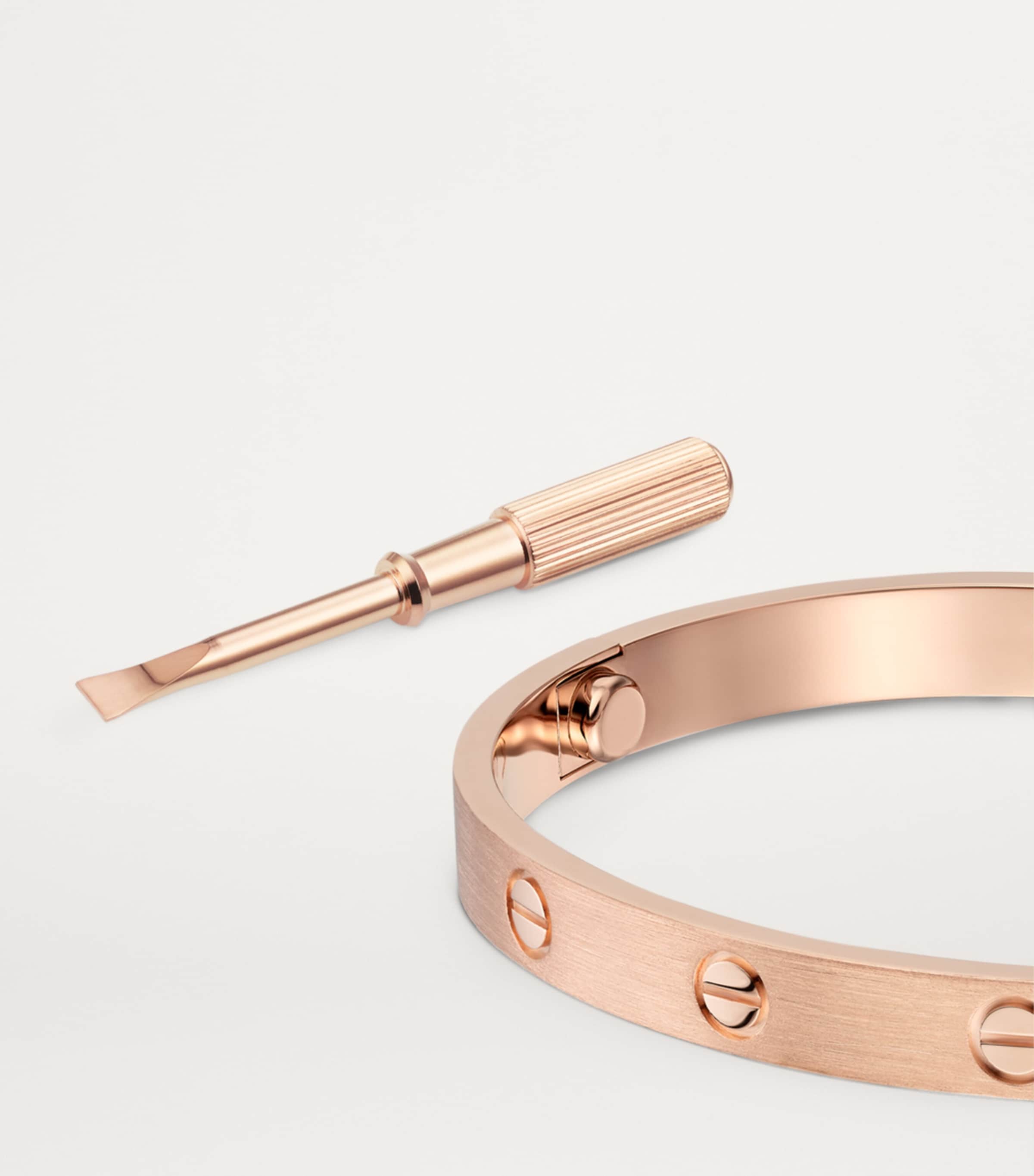Cartier LOVE rose gold bracelet 18k 6.1mm (British brand)