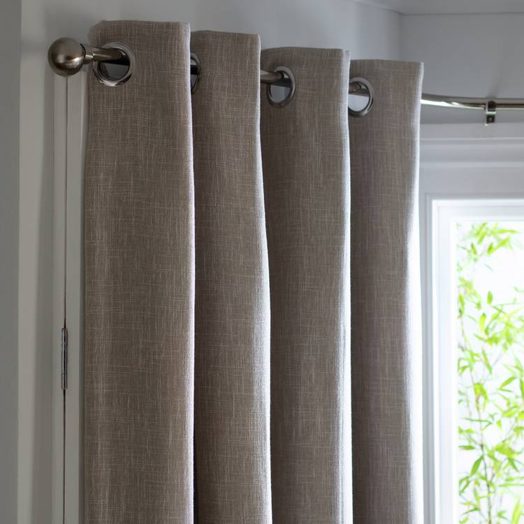 Habitat blackout eyelet curtains oatmeal 117x137cm (British brand)