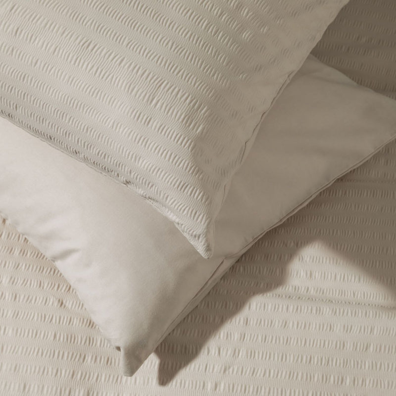 Habitat Seersucker Plain Taupe Bedding Set - Double