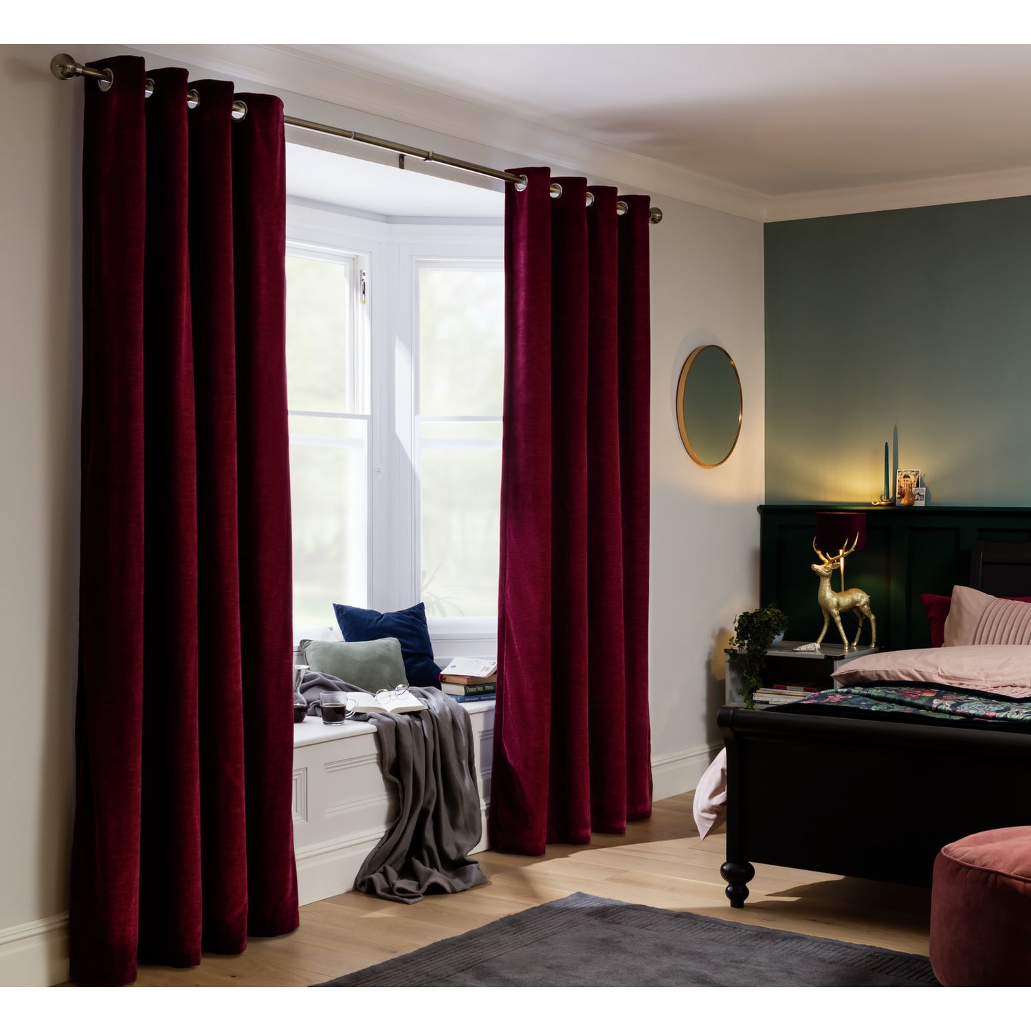 Habitat Thermal Chenille Blackout Eyelet Curtains - Berry -168x183cm