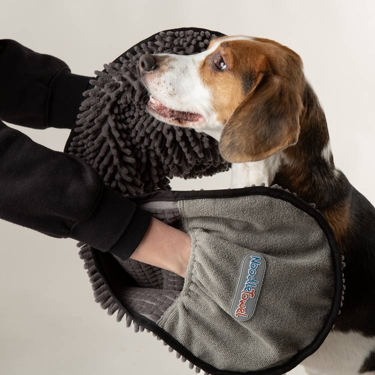 Scruffs Noodle grey pet drying towel 80x30cm - British product