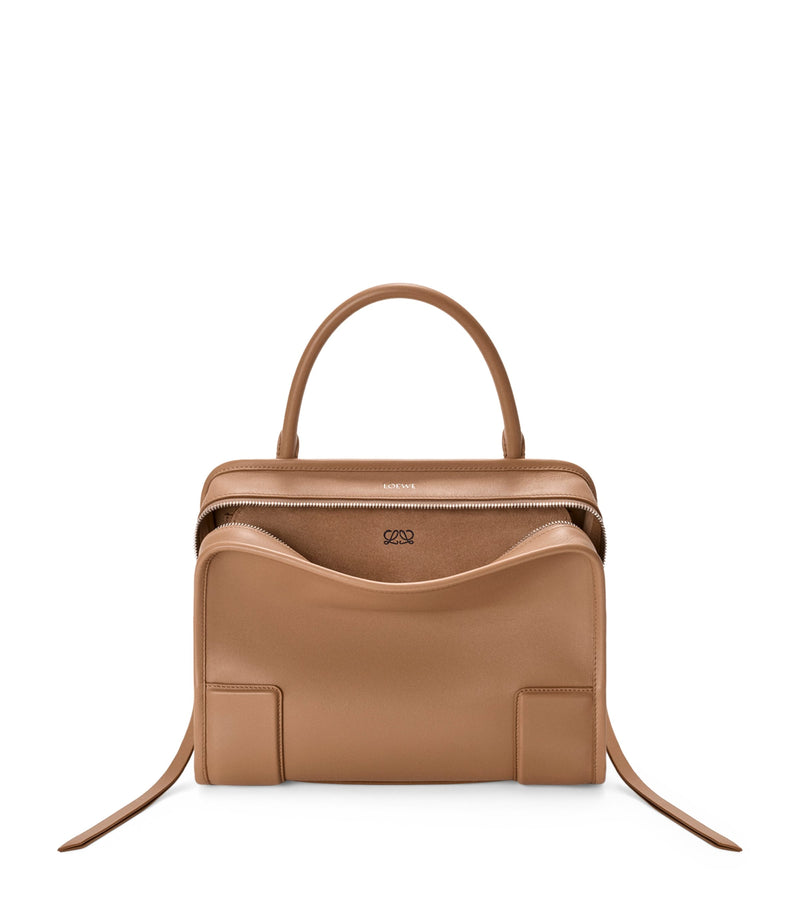 LOEWE Amazona 180 Kalbsleder-Henkeltasche (britische Marke)