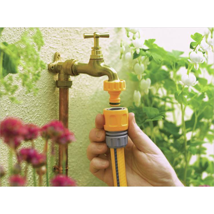 Hozelock Starter Water Kit with connectors and attachments, UK version