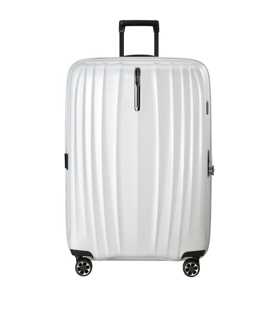 Samsonite Nexis expandable spinner suitcase 82cm (British brand)