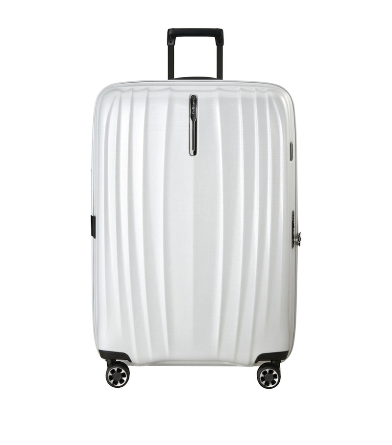 Samsonite Nexis expandable spinner suitcase 82cm (British brand)