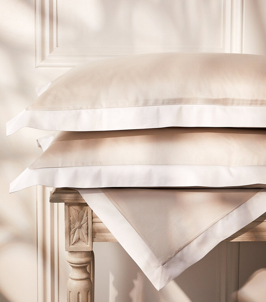 Celso De Lemos satin boudoir pillowcase 30x40cm - British product