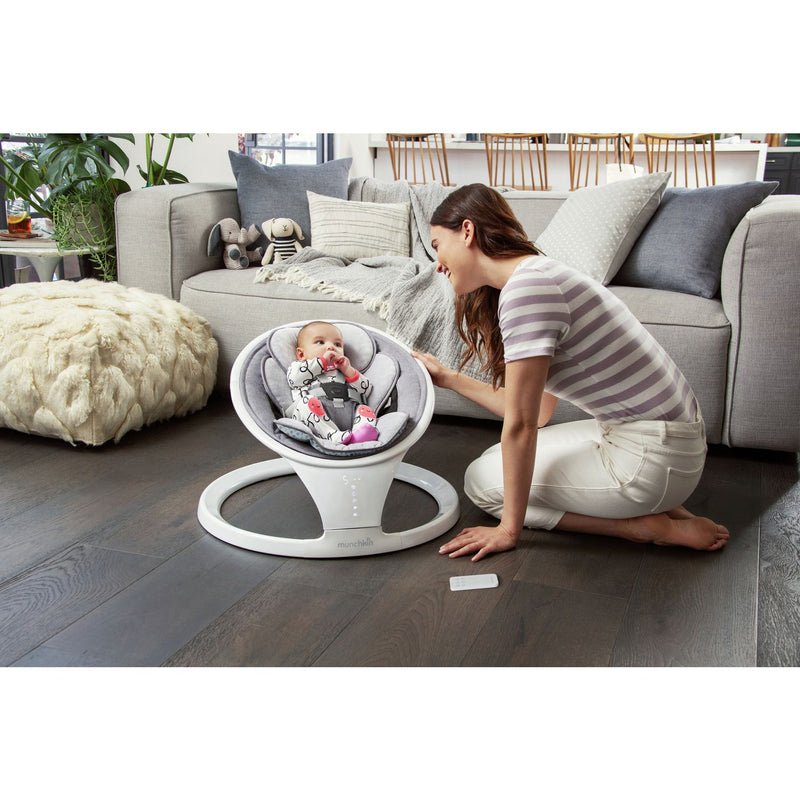 Munchkin Bluetooth baby swing for infants, UK version