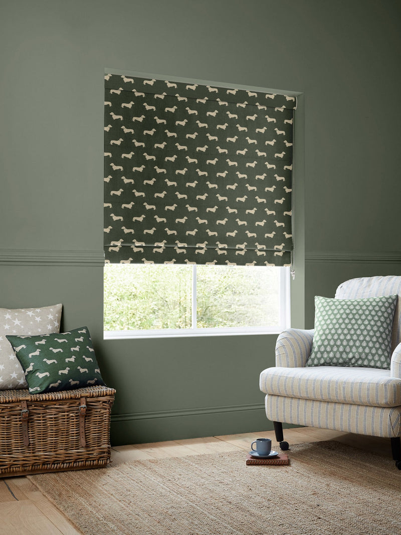 Emily Bond Peggy roman blind fern green 100% cotton - British product