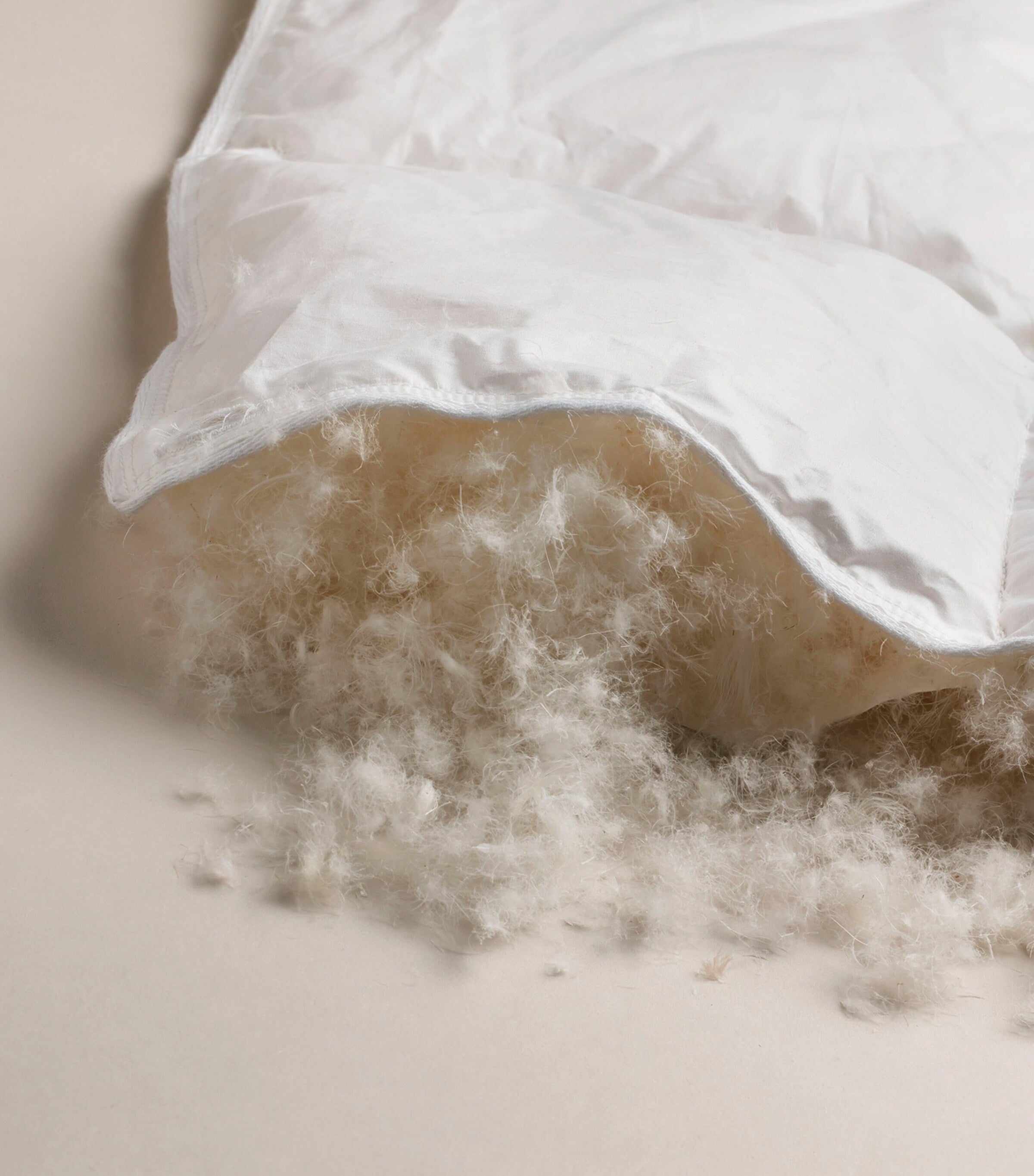 SAVOIR Super King Hungarian Goose Down & Feather Duvet (British brand)