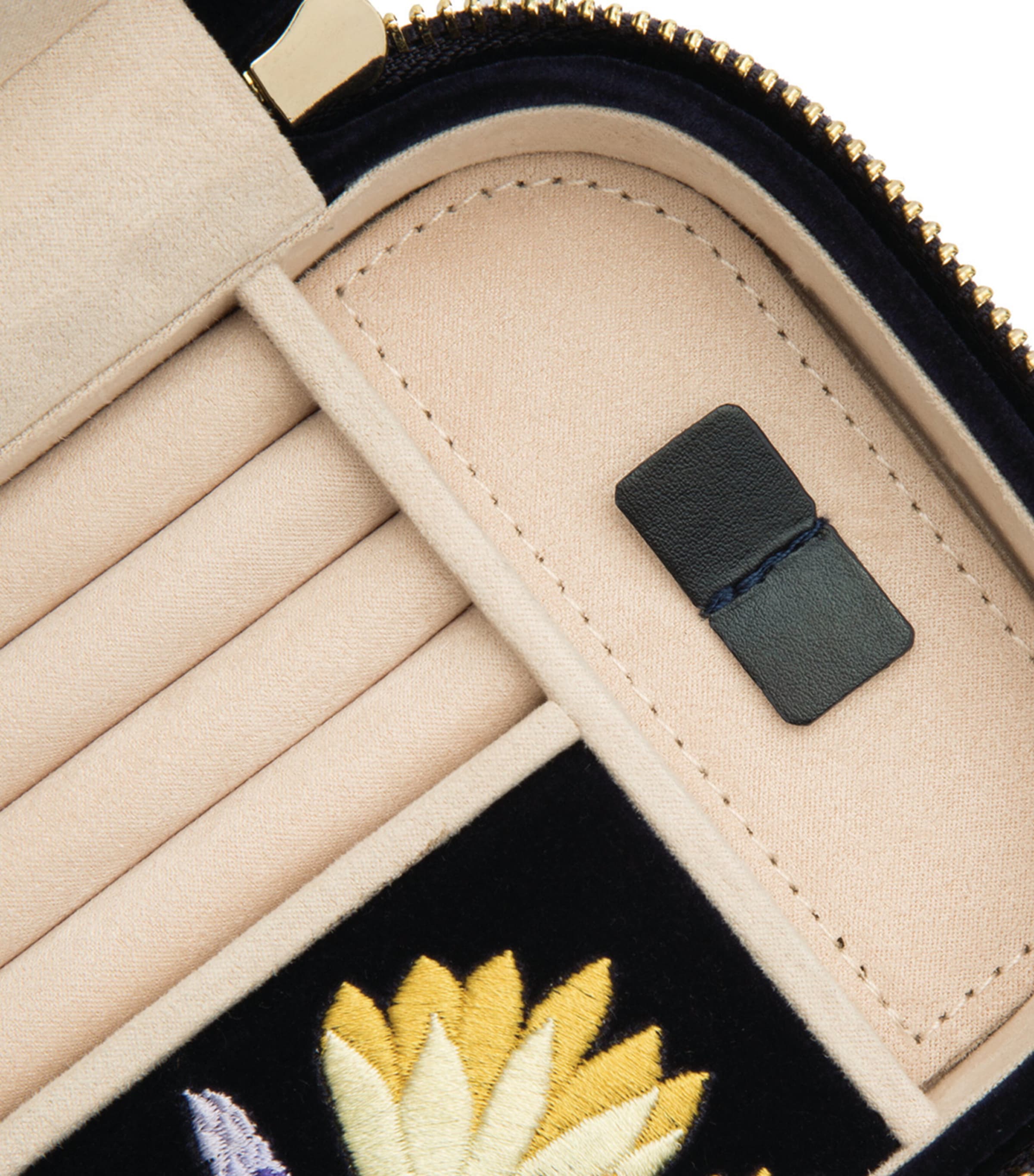 WOLF Zoe travel jewellery case (British brand)