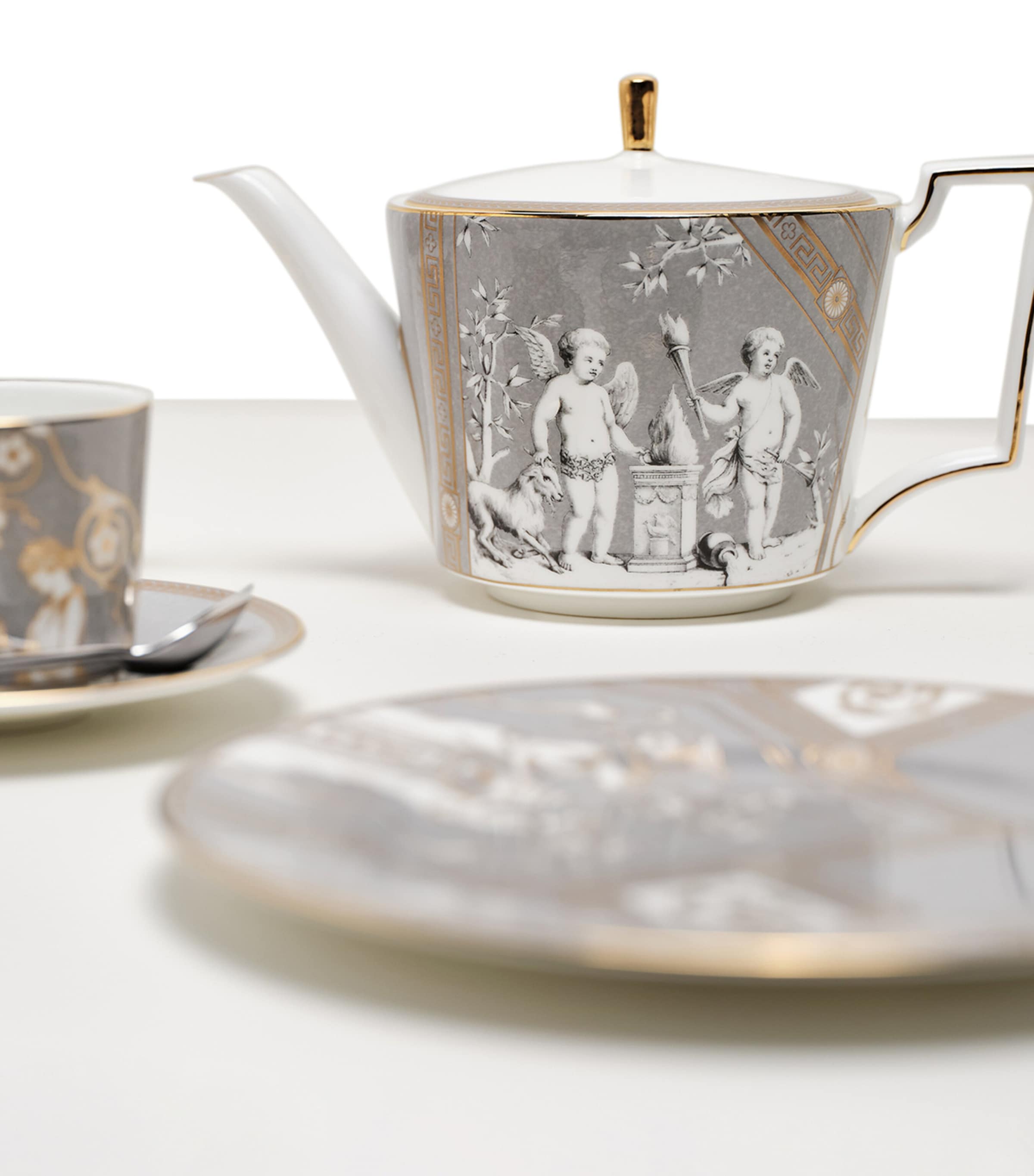 Wedgwood Renaissance 3-piece tea set (British brand)