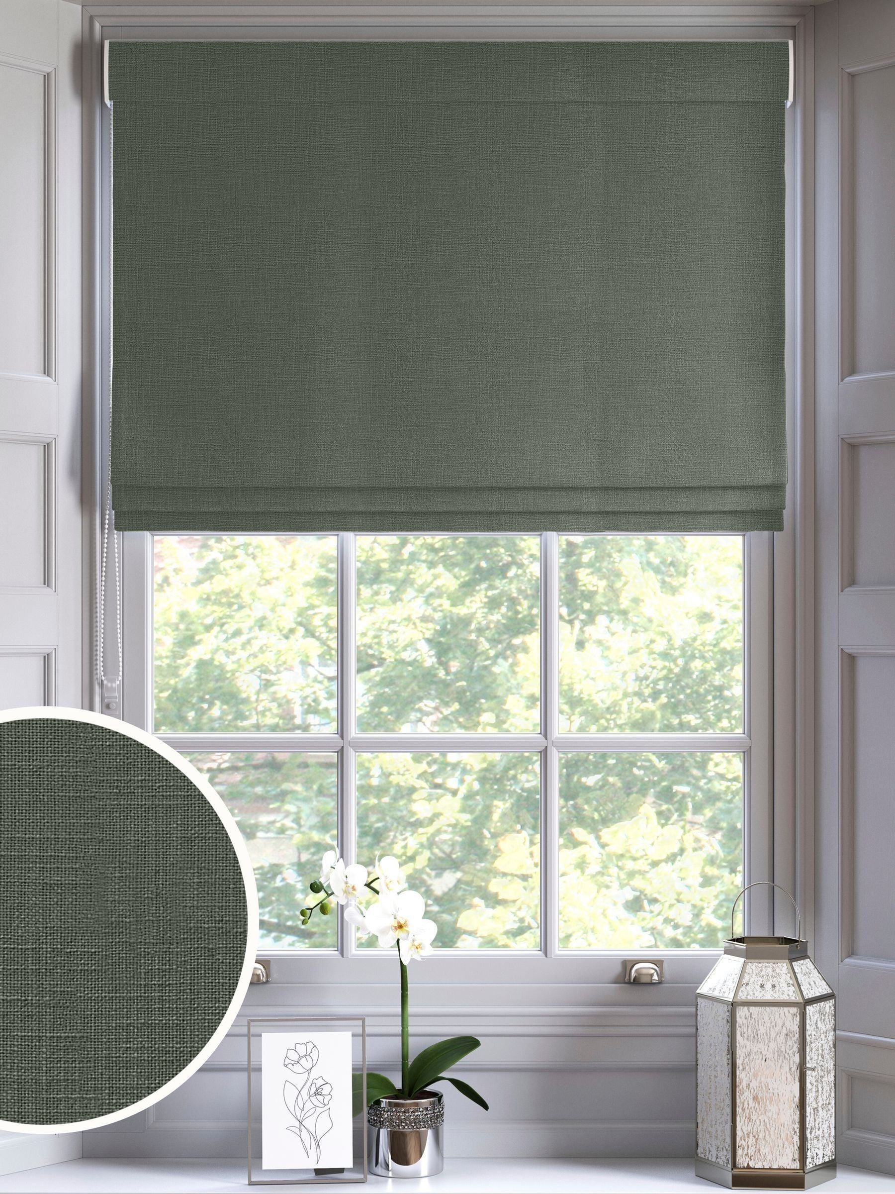 Nikki made to measure green roman blind (British brand)