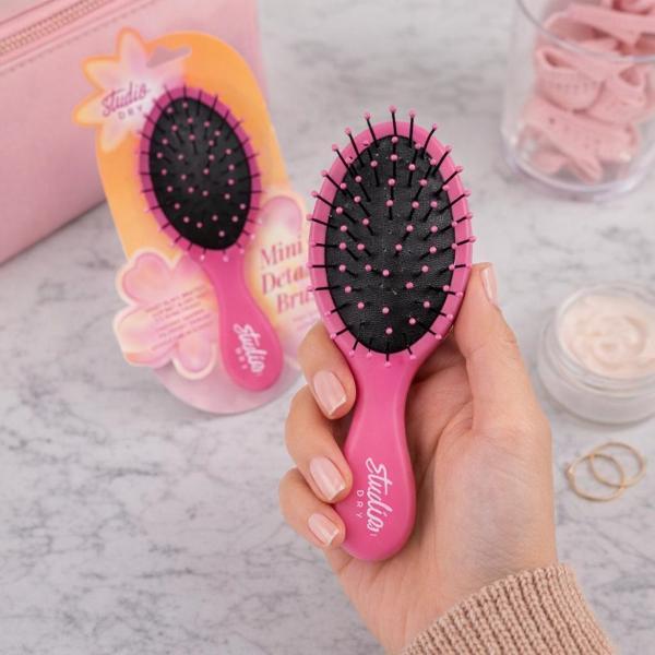 Danielle Creations detangler brush pink travel size (British brand)