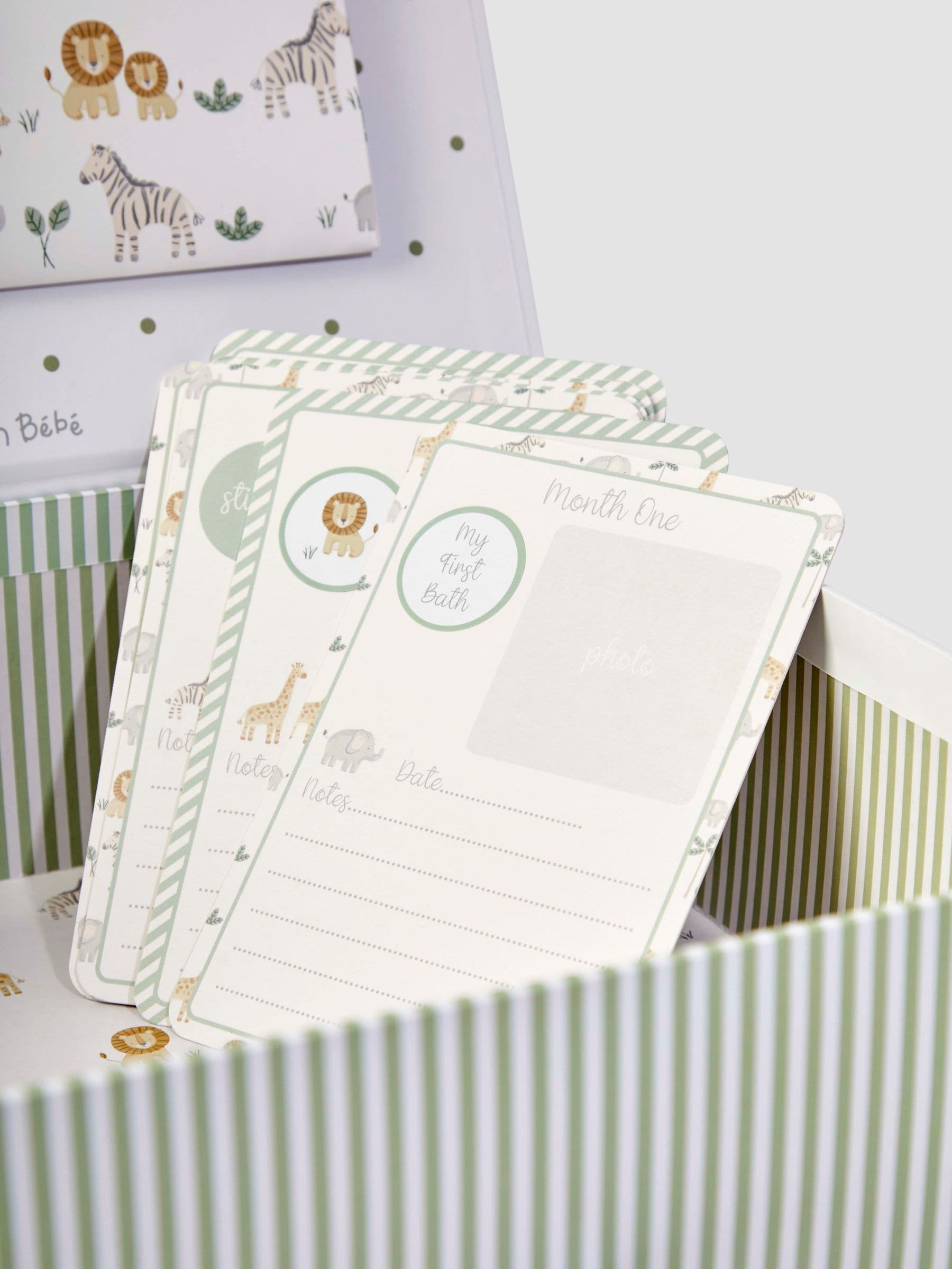 JoJo Maman Bébé baby keepsake memory box with milestone cards, UK version