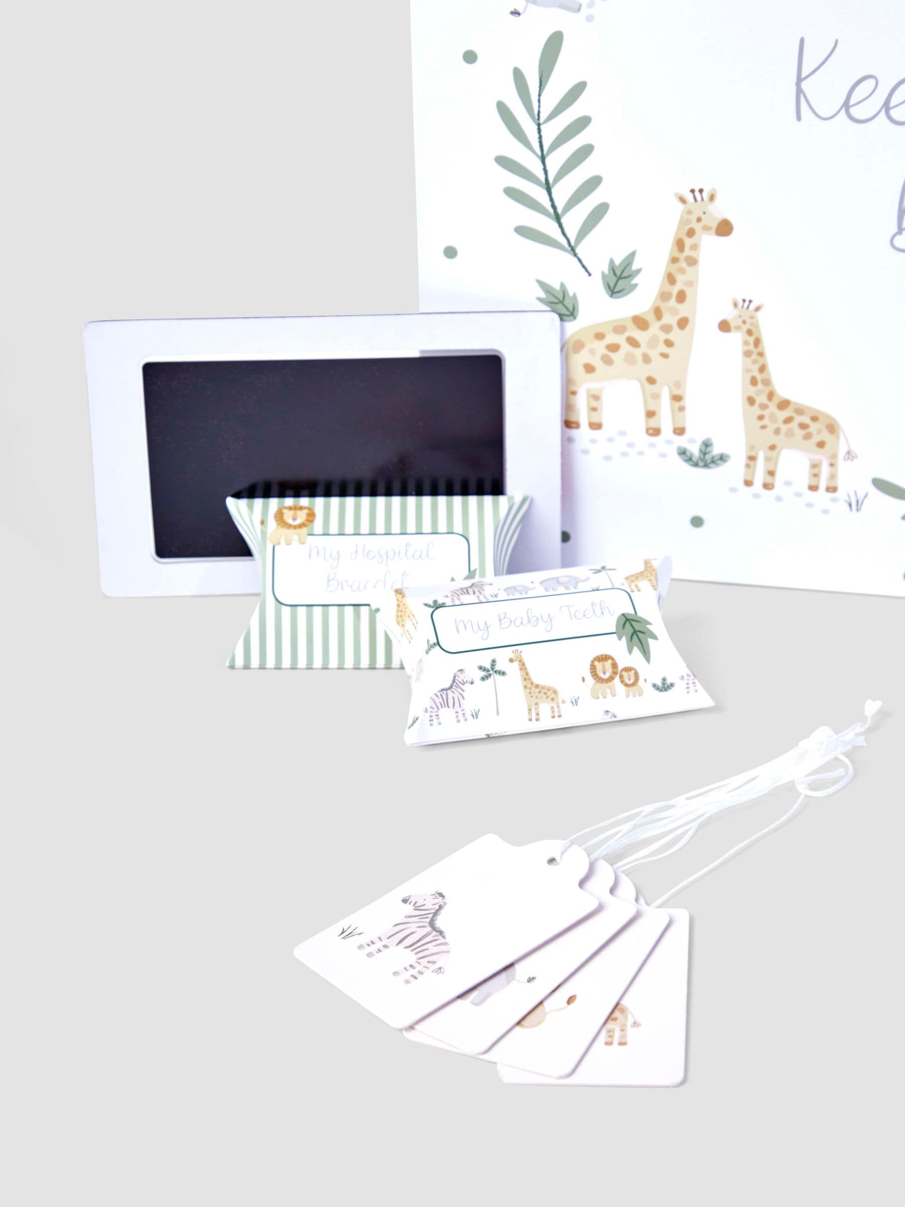 JoJo Maman Bébé baby keepsake memory box with milestone cards, UK version
