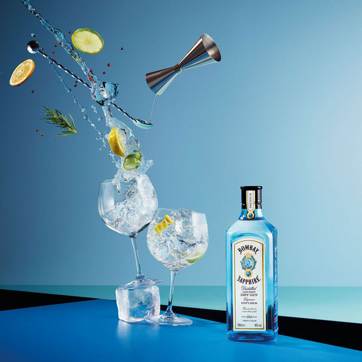 Bombay Sapphire gin 1L - British product