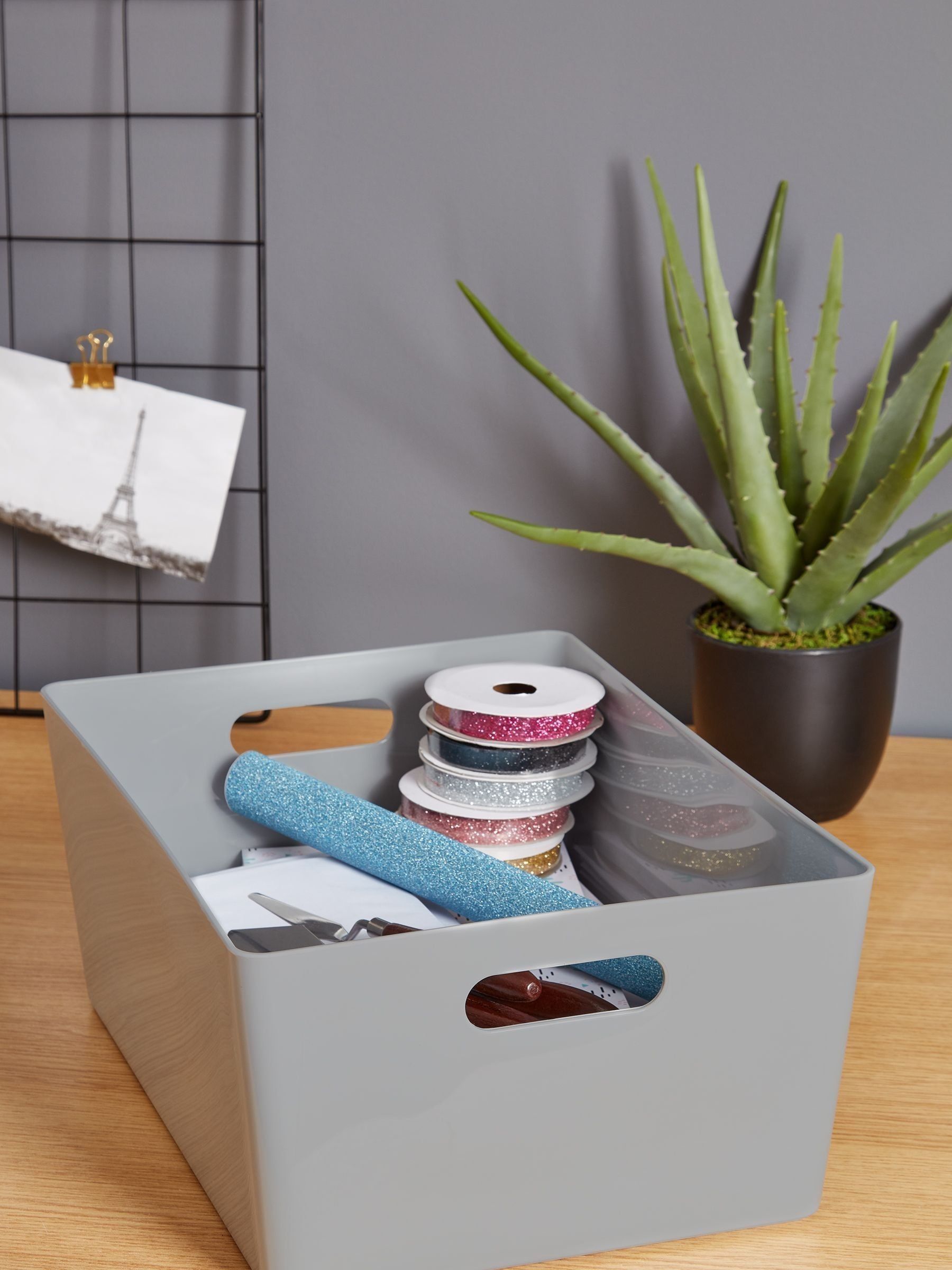 Wham plastic storage baskets set of 4 large (British brand)