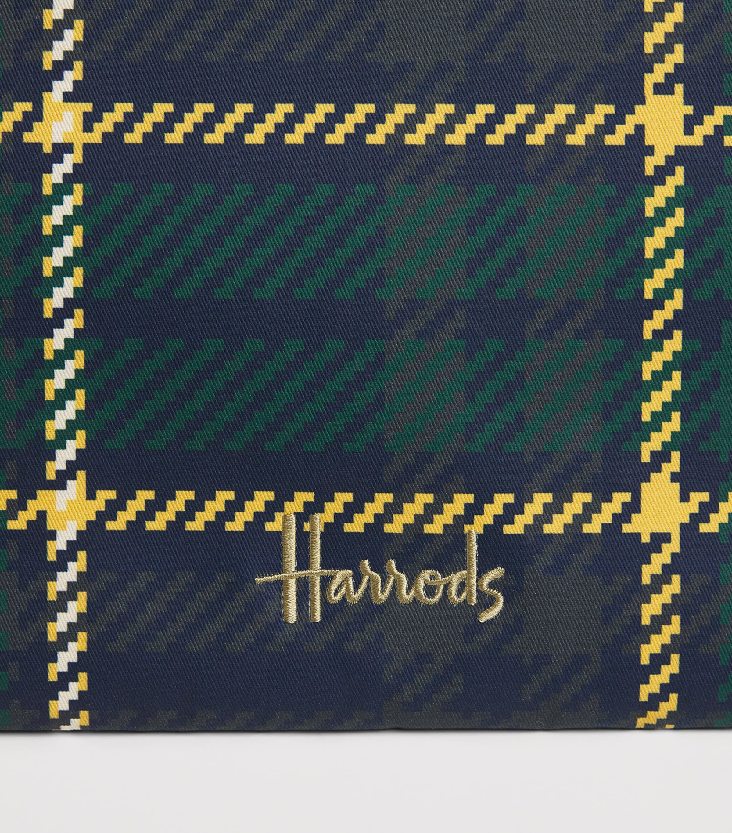 Harrods tartan zipped tote bag, UK version
