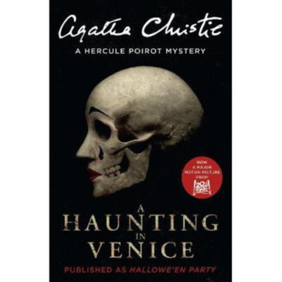 Paperback Haunting in Venice - Agatha Christie