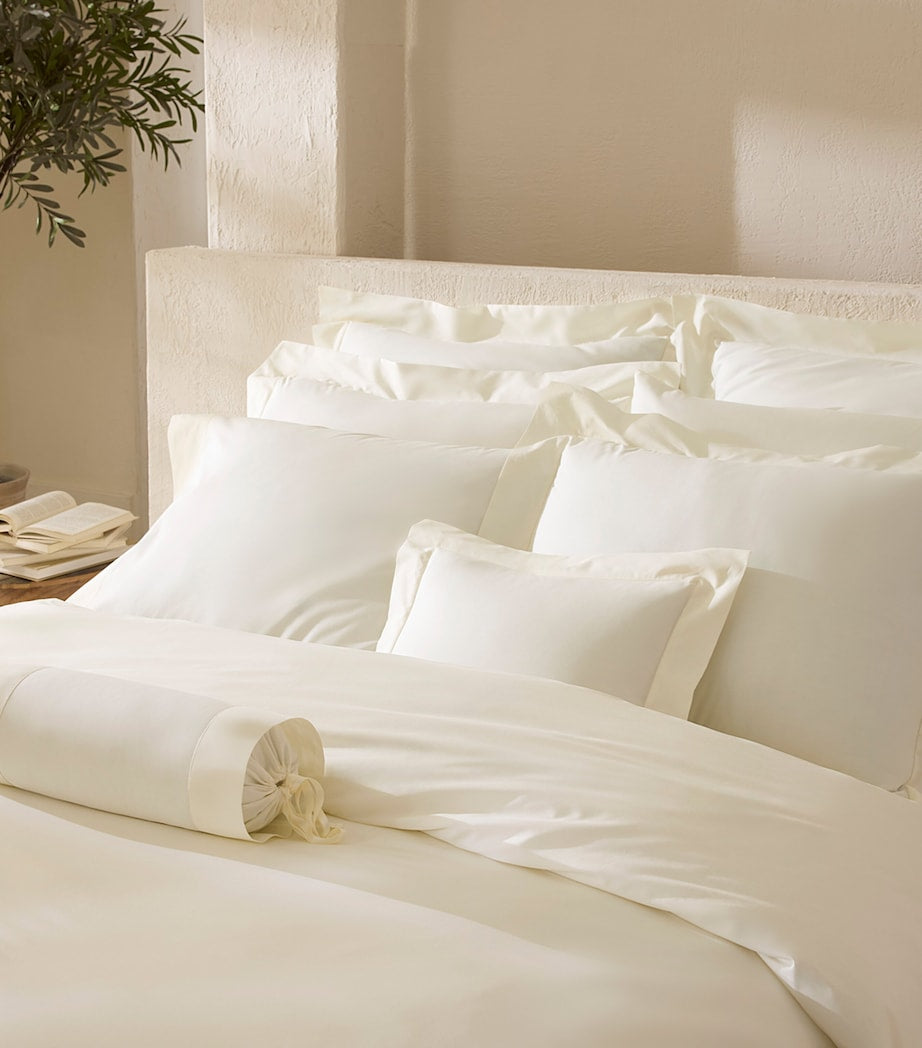 Pratesi Angel Luxe boudoir pillowcase 30x40cm (British brand)
