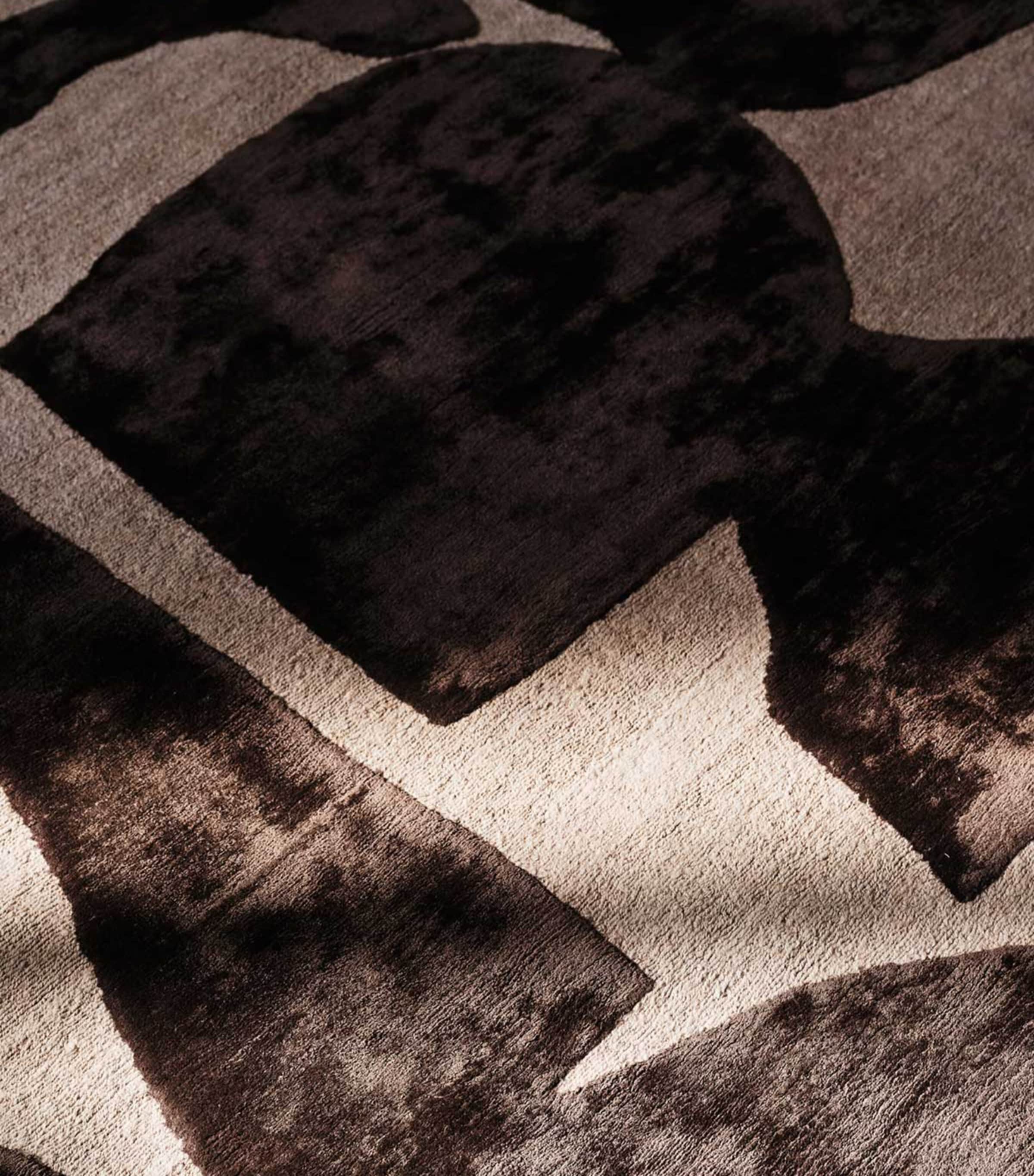 The Rug Company Spire Ember rug 1.83m x 2.74m (British brand)