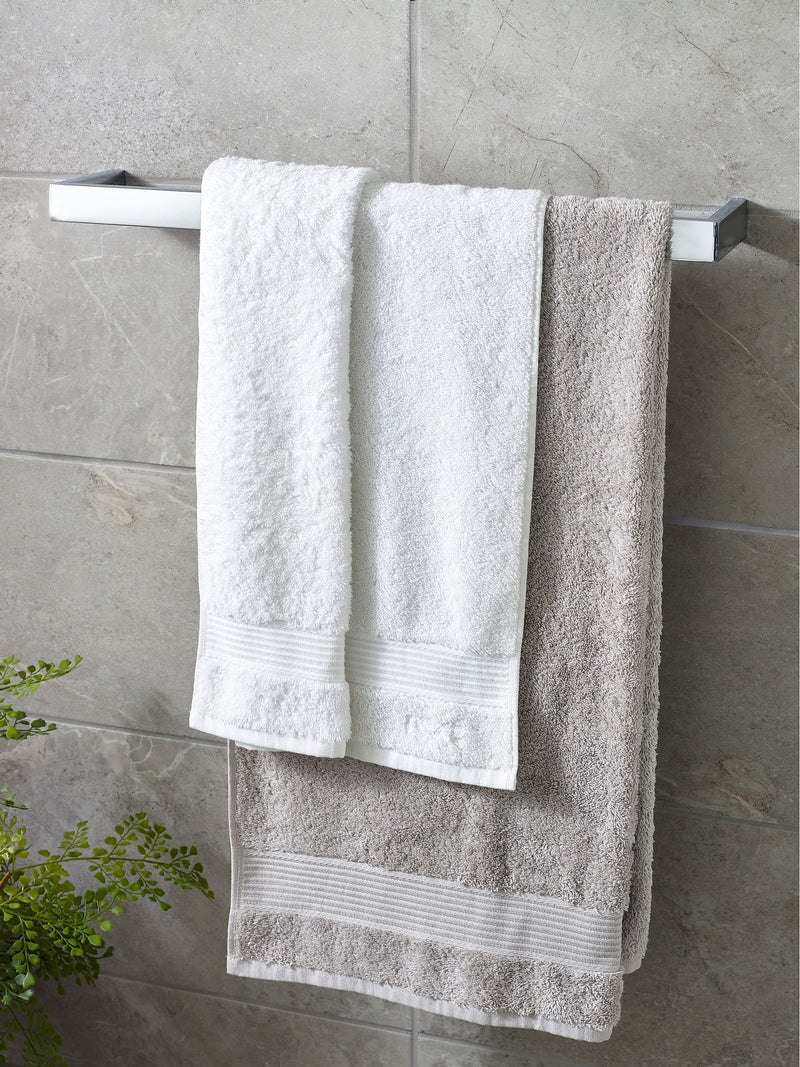 Moderna Chrome Towel Rail Ring Bathroom Accessory