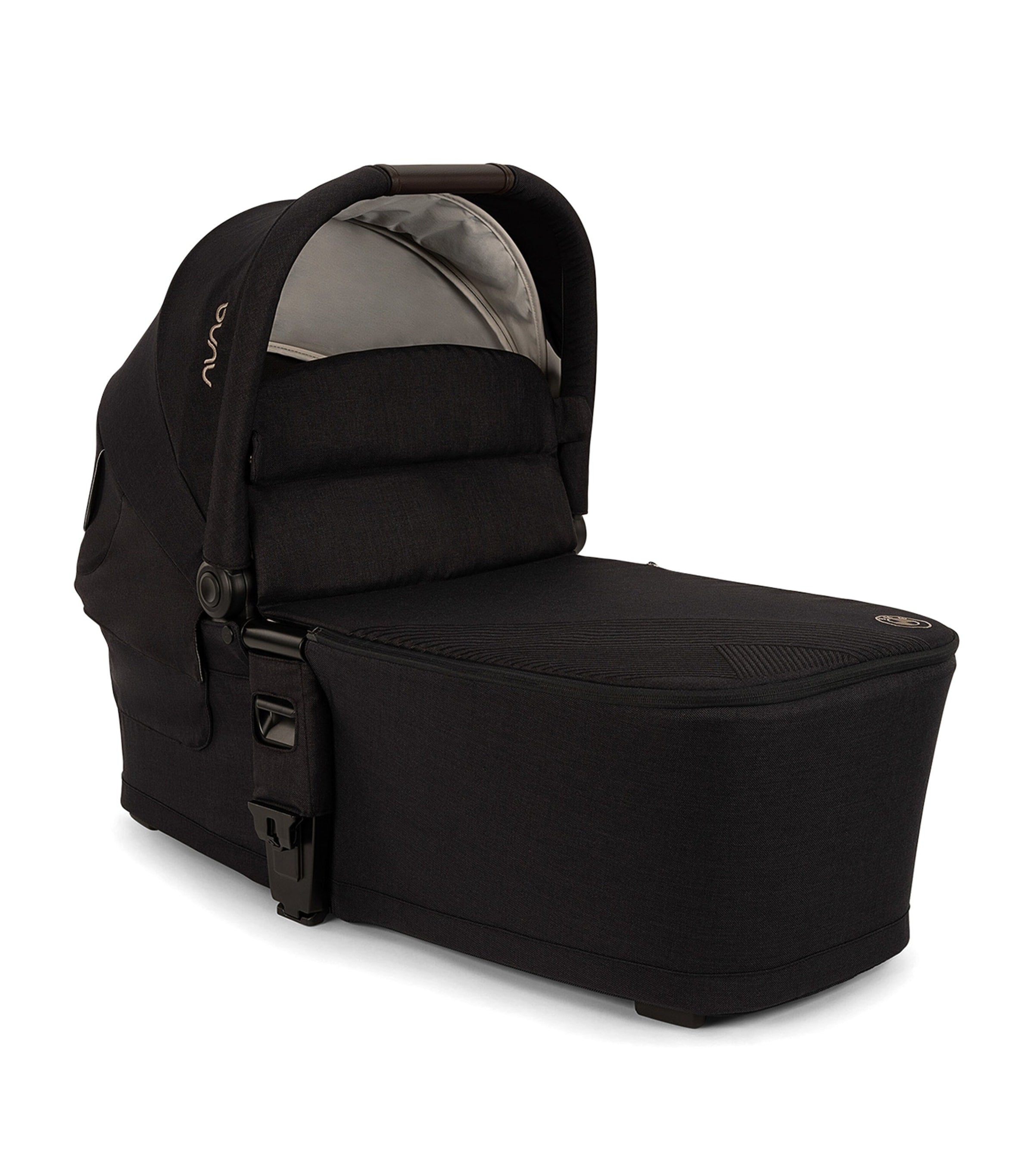 Nuna MIXX Next carry cot, imported from the UK