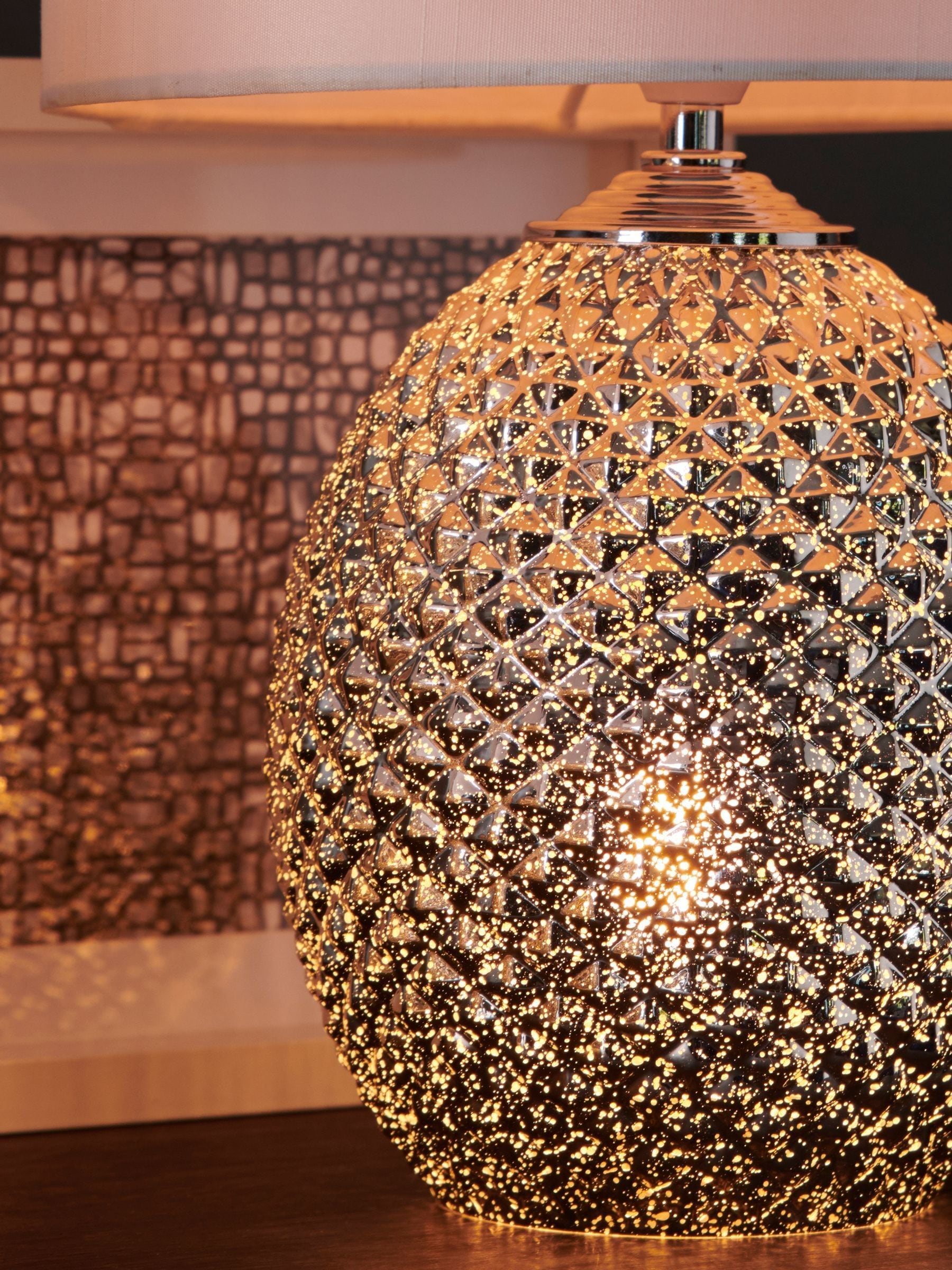 Glamour table lamp with dual light, imported from the UK