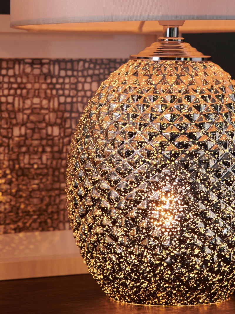 Glamour table lamp with dual light, imported from the UK