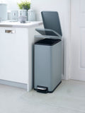 Black slim soft close pedal bin 45L - British product