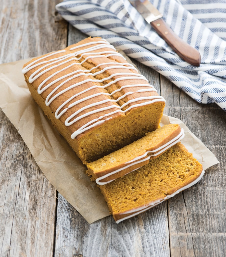 Nordic Ware Aluminium Naturals loaf tin 24.5cm, imported from the UK