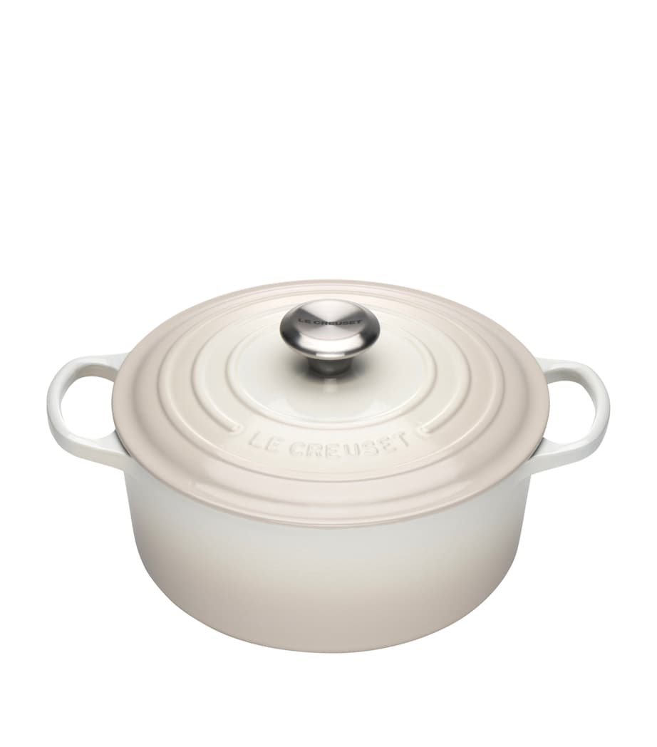 Le Creuset cast iron round casserole dish 24cm, UK version