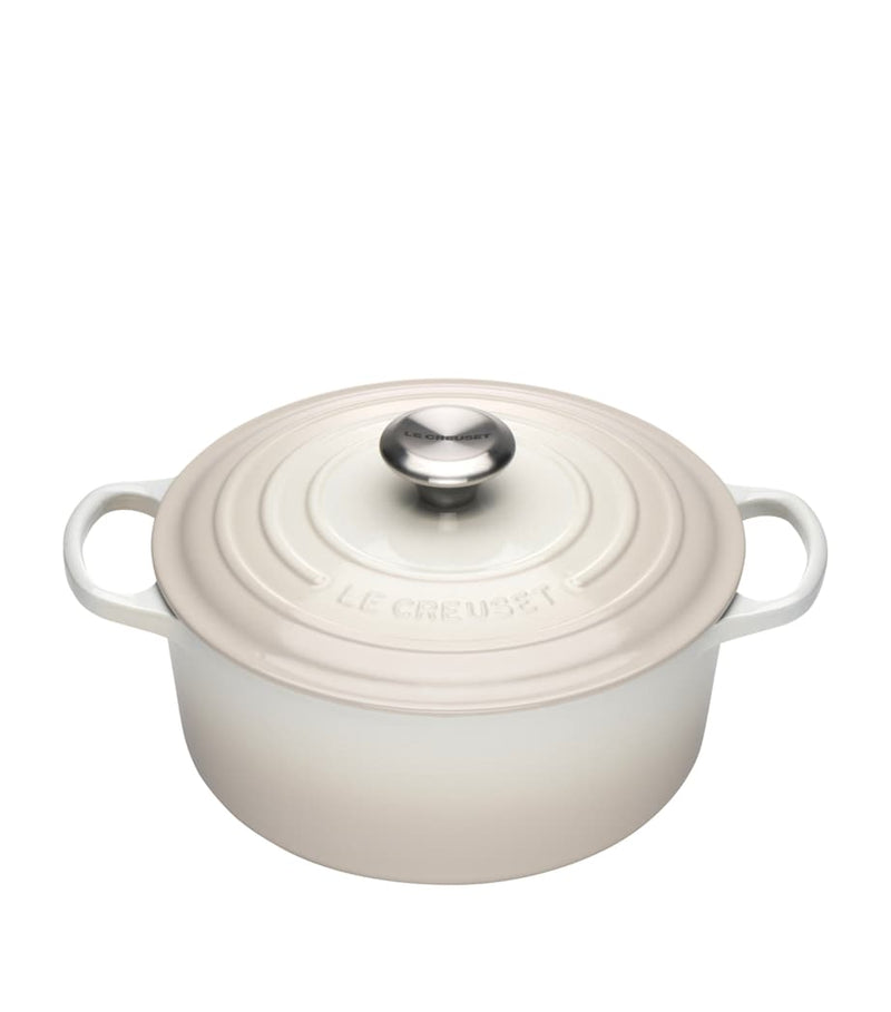 Le Creuset cast iron round casserole dish 24cm, UK version