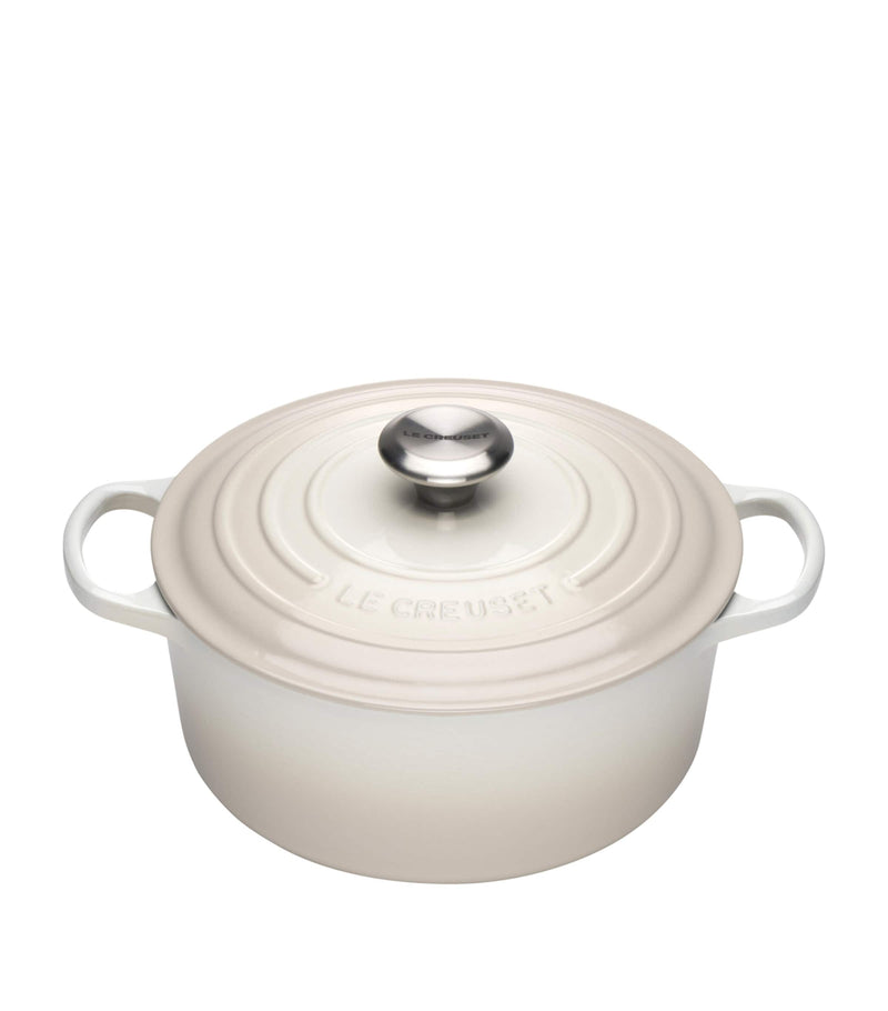 Le Creuset cast iron round casserole dish 24cm, UK version