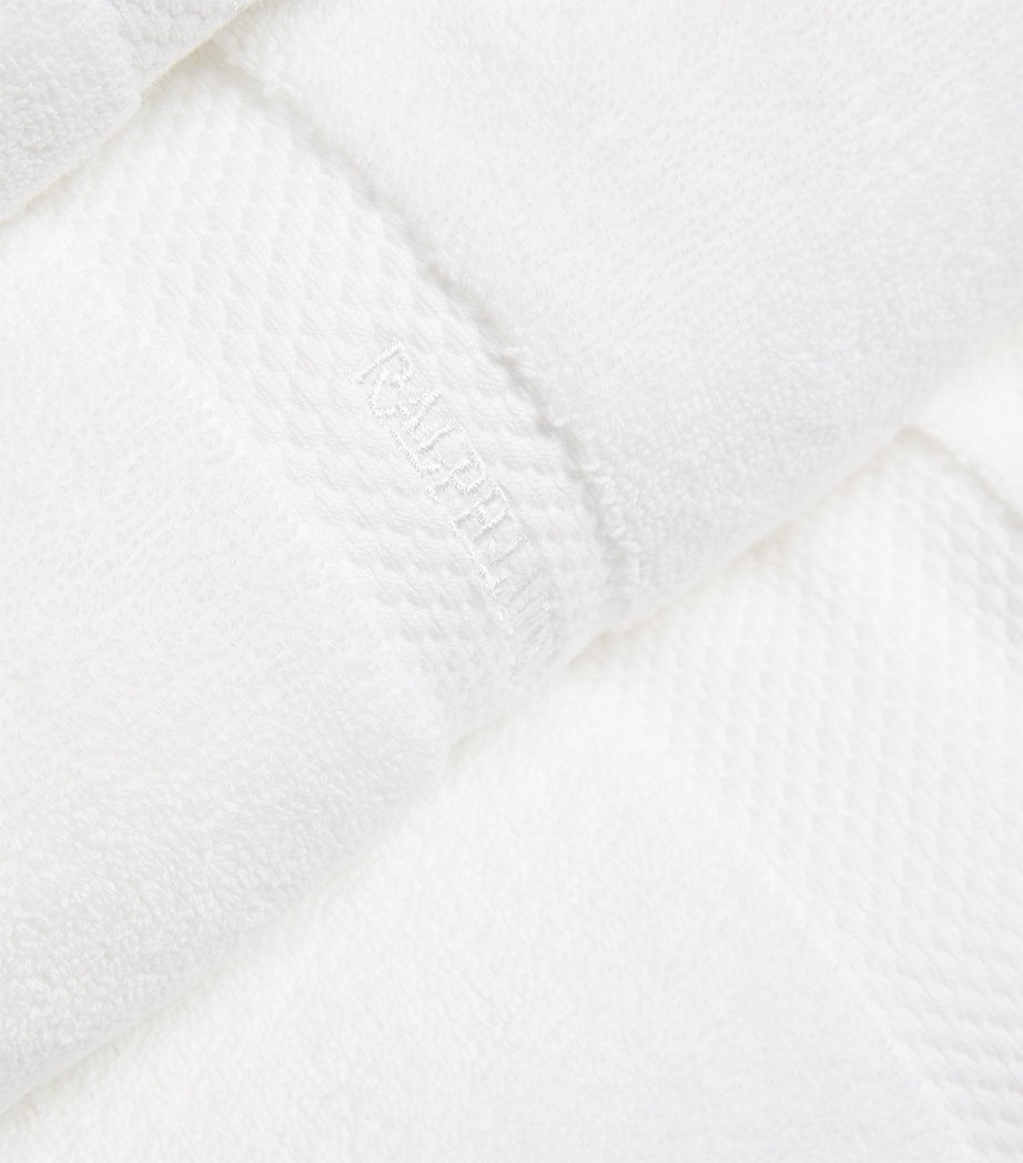 Ralph Lauren hand towel Avenue II 50x100cm, imported from the UK
