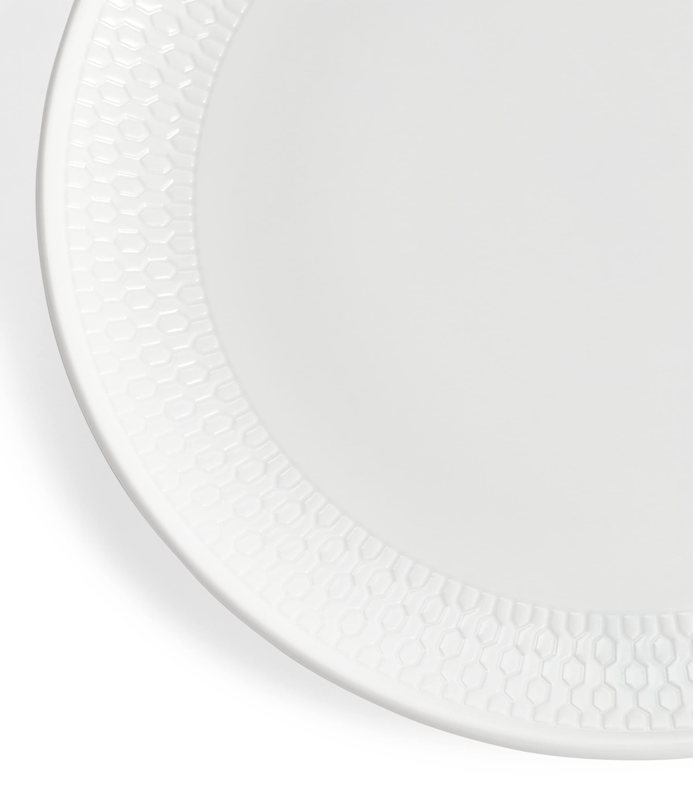 Wedgwood Gio plate 17cm (British brand)