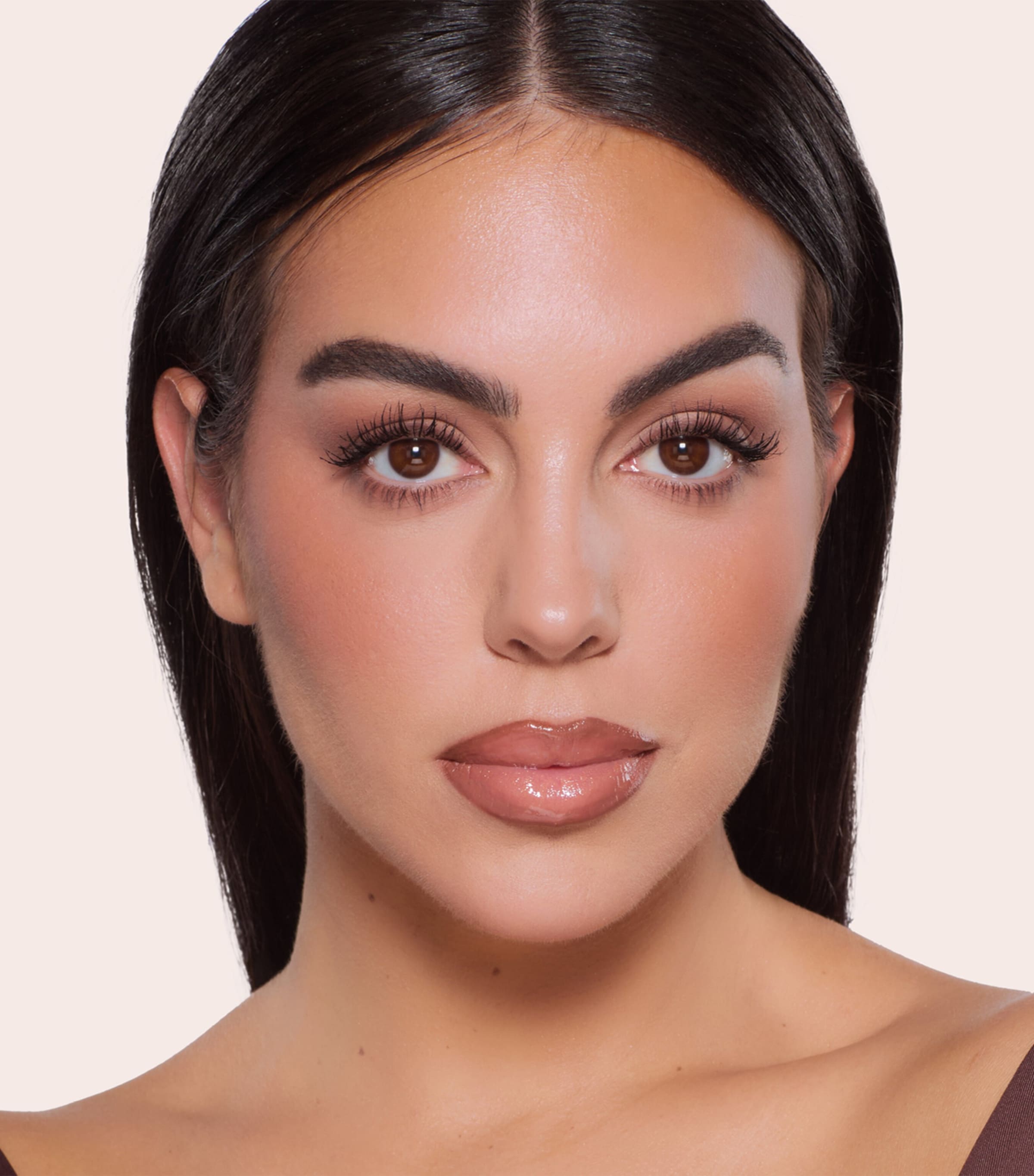 Charlotte Tilbury Super Nudes Shapewear makeup brush (British brand)
