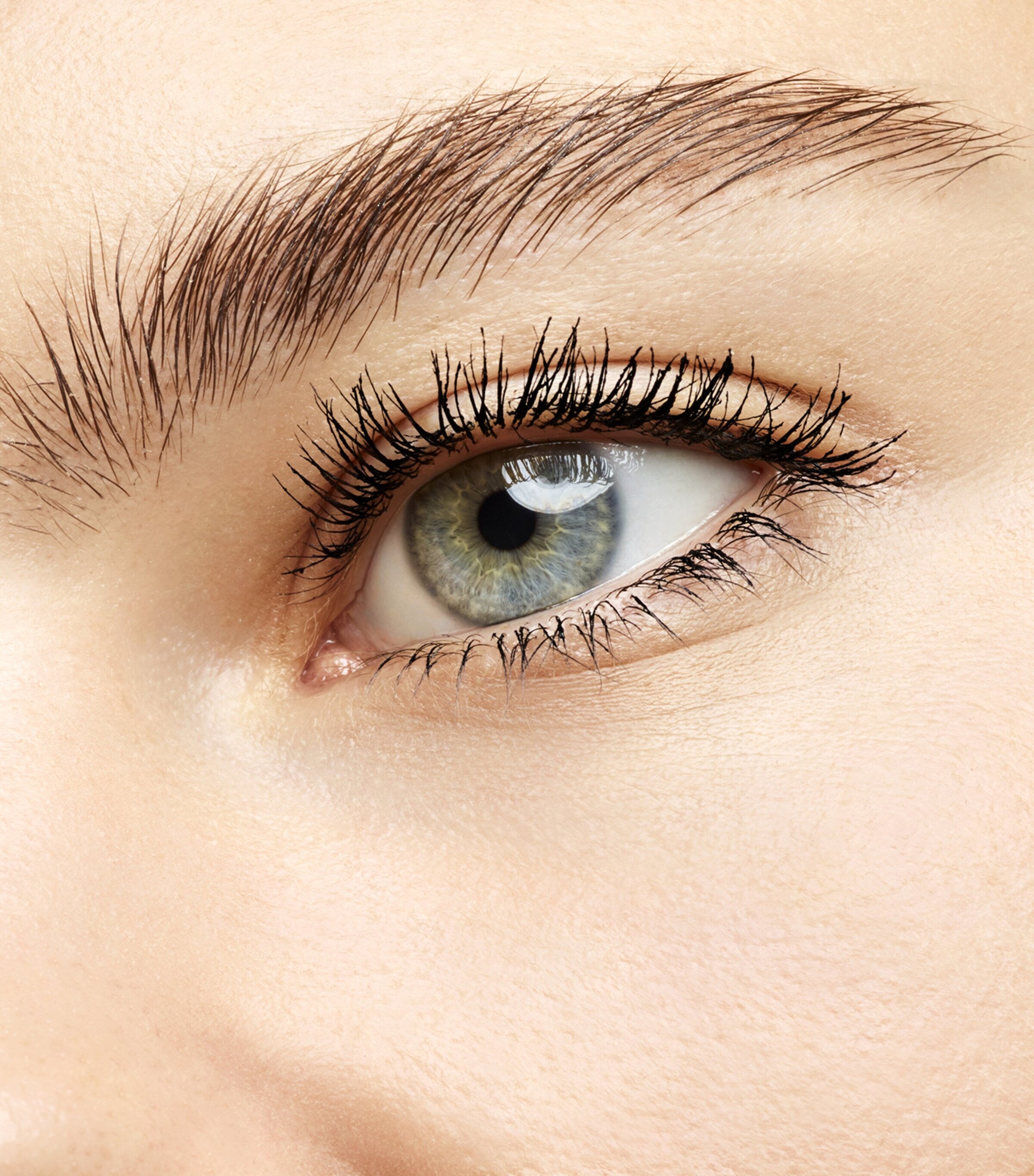 YSL Mascara Volume Effet Faux Cils Radical (British brand)