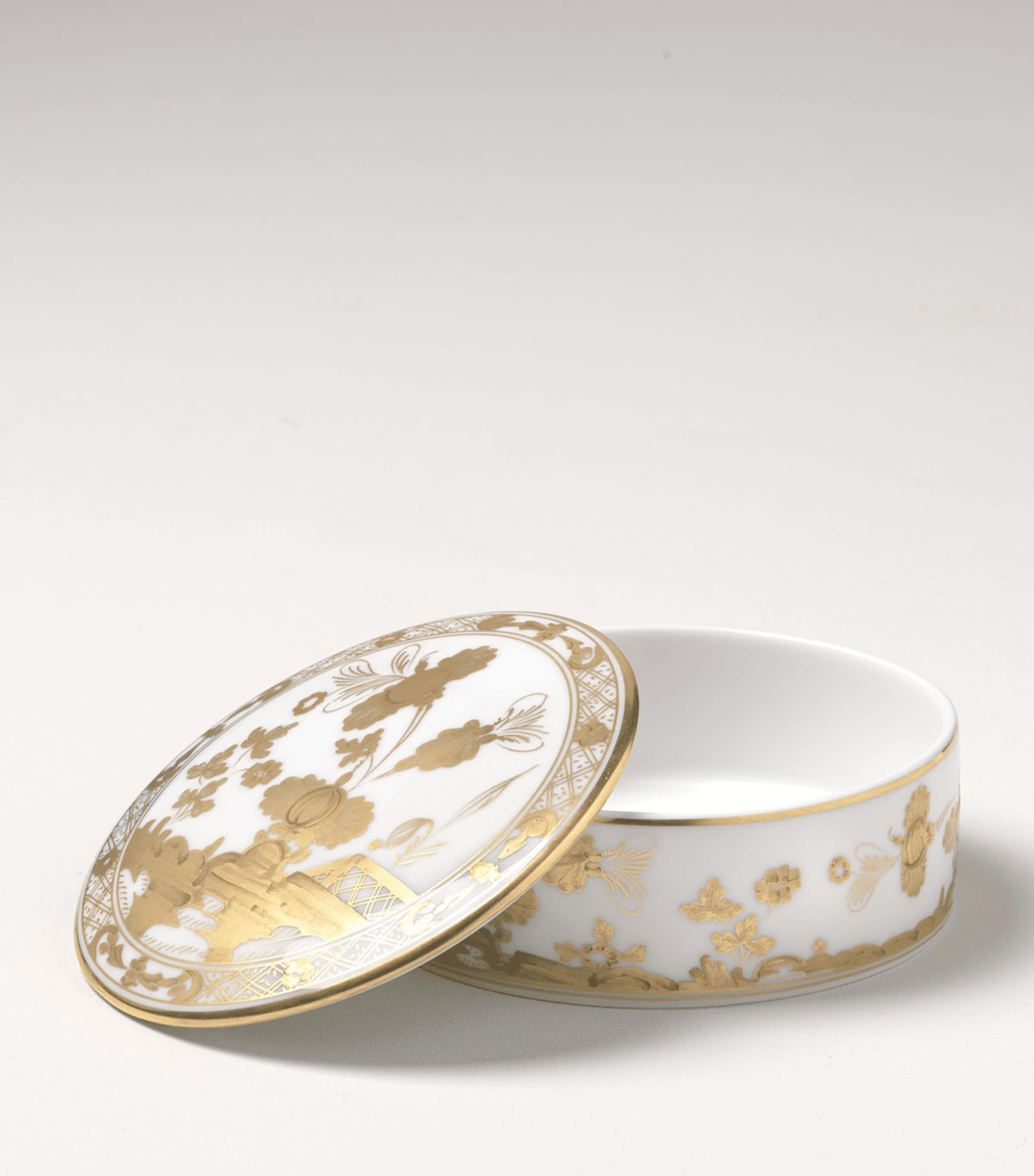 GINORI porcelain round trinket box with gold floral decoration, approx. 5.5cm x 13cm x 13cm, UK version