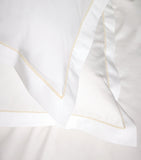 Celso De Lemos king duvet cover with delicate embroidery, 230cm x 220cm - British product