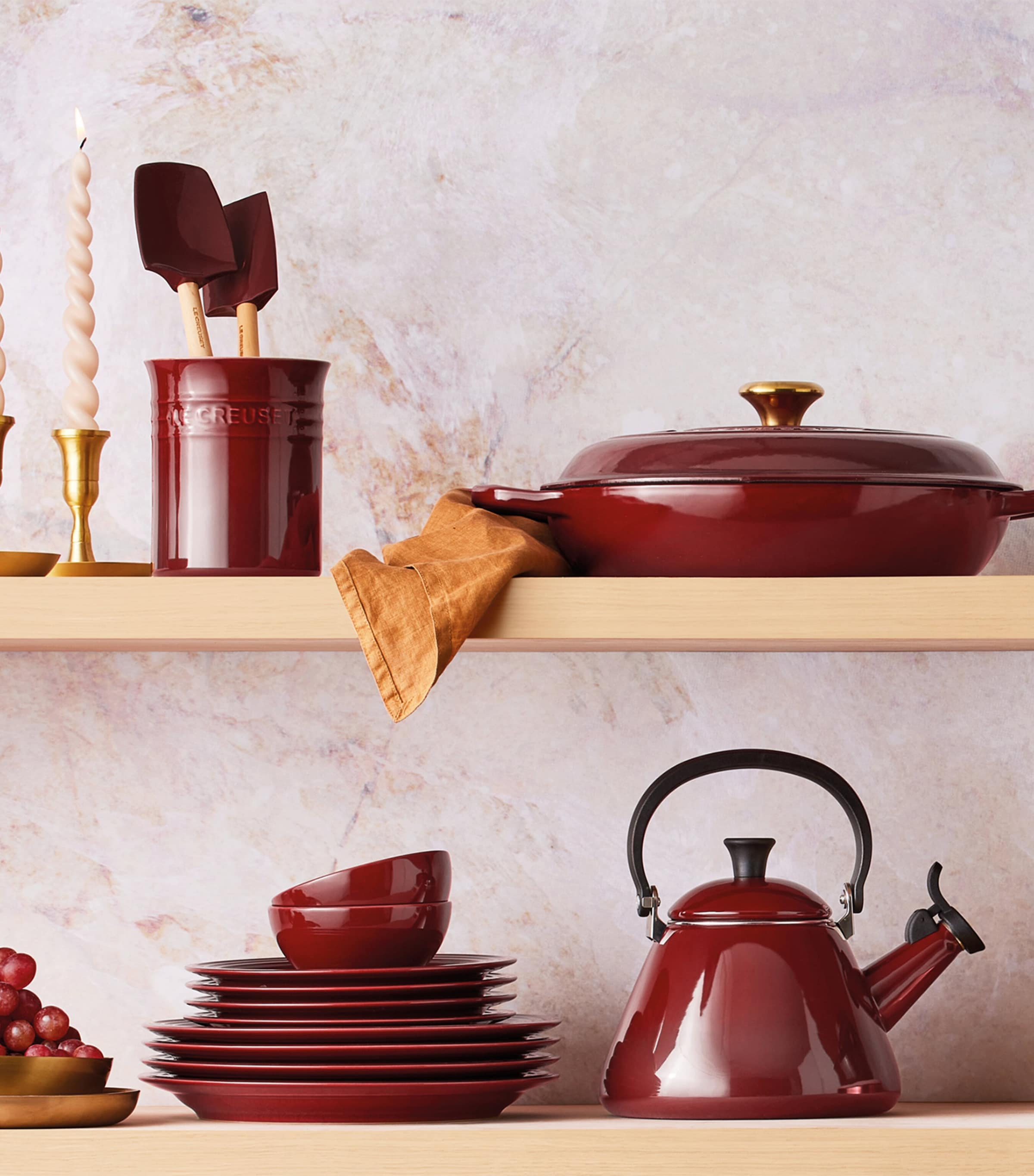 Le Creuset cast iron shallow casserole dish 30cm, UK version