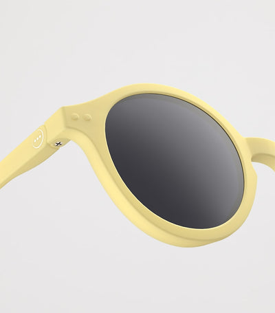 Lunettes de soleil rondes pour enfants de 3 à 5 ans avec protection UV et sangle en silicone Harrods - Acheter en ligne sur McGrocer