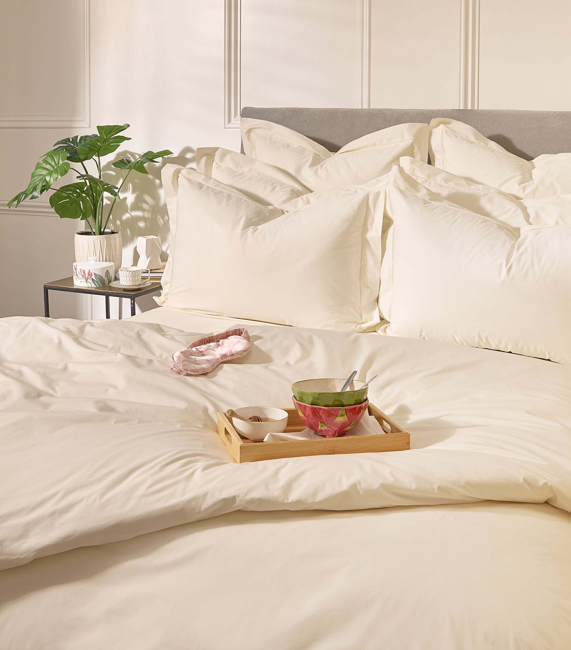 Harrods of London double flat sheet 230cm x 260cm, UK version