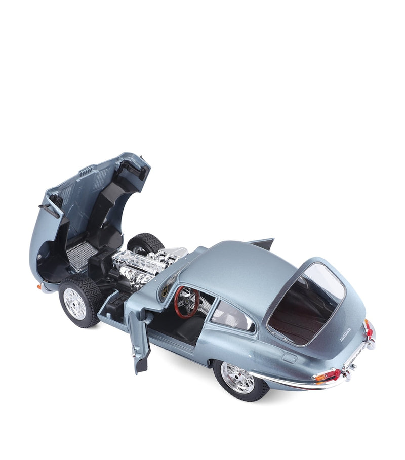Bburago 1961 Jaguar E Coupe 1:18 die-cast model - British product