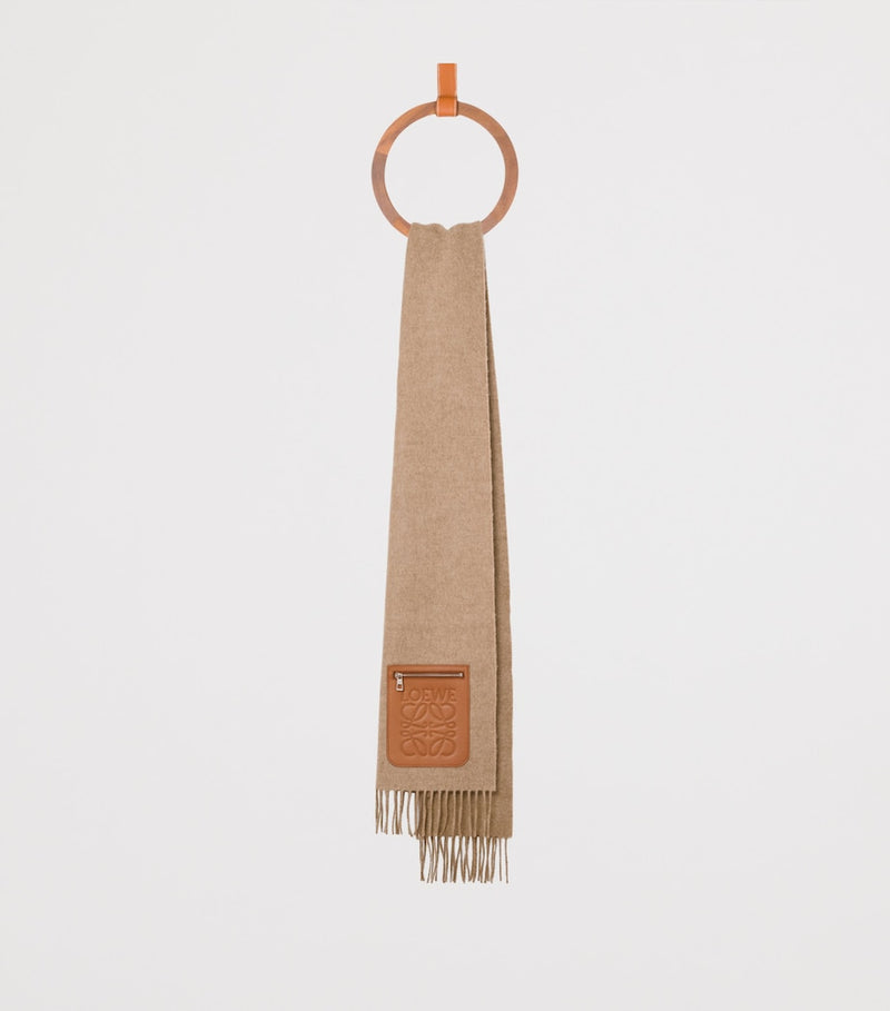 LOEWE wool-cashmere pocket-detail scarf 28cm x 180cm, UK version