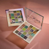 Technic Born To Be Wicked eyeshadow palette 25 shades (British brand)