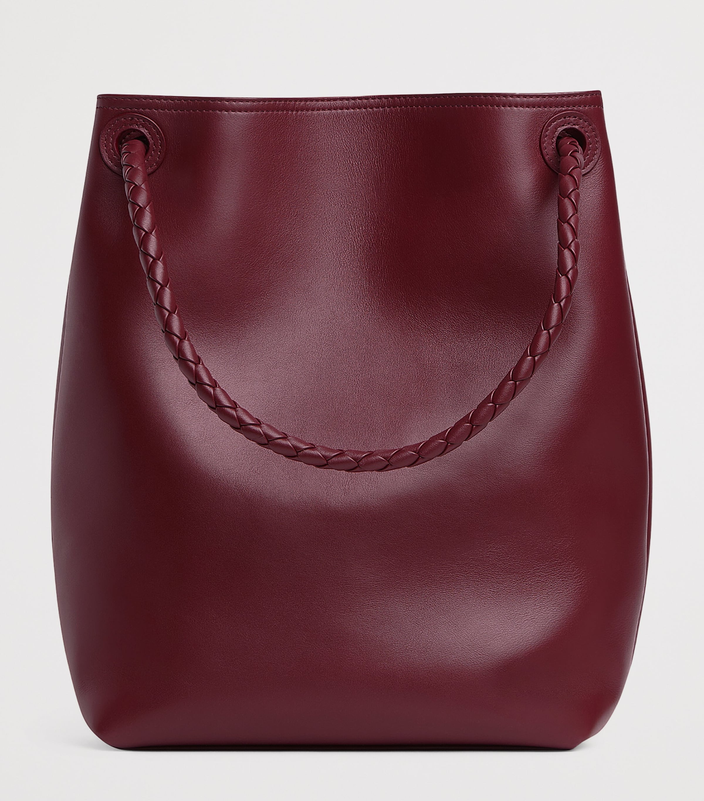 Bottega Veneta Andiamo bucket bag leather, imported from the UK