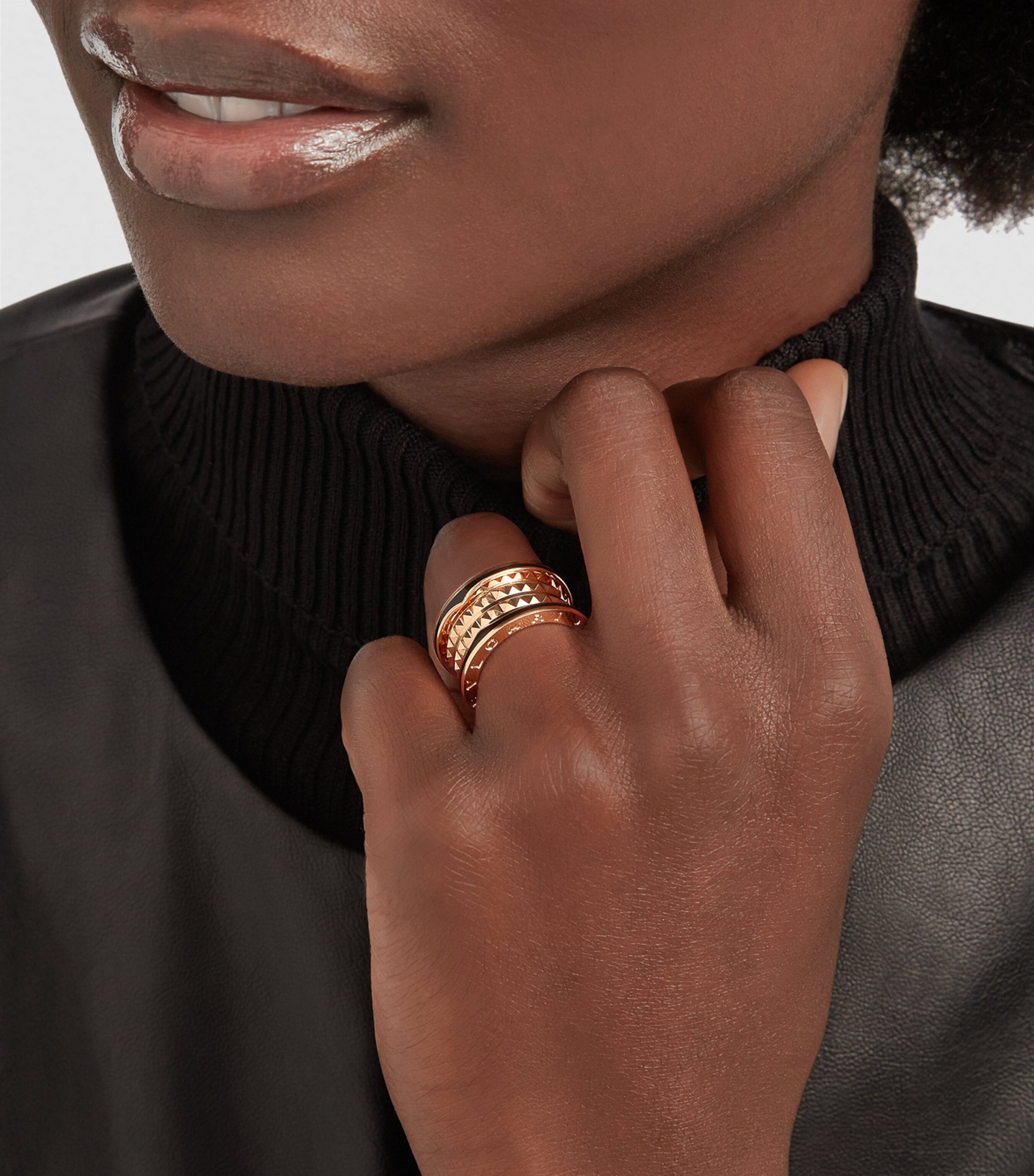 Bvlgari B.zero1 four-band ring rose gold black ceramic (British brand)